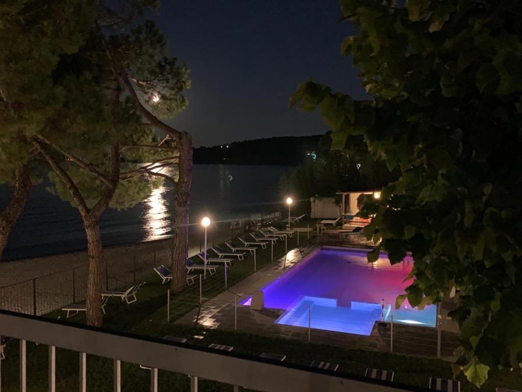 Villaggio Turistico Dei Tigli Padenghe sul Garda Εξωτερικό φωτογραφία