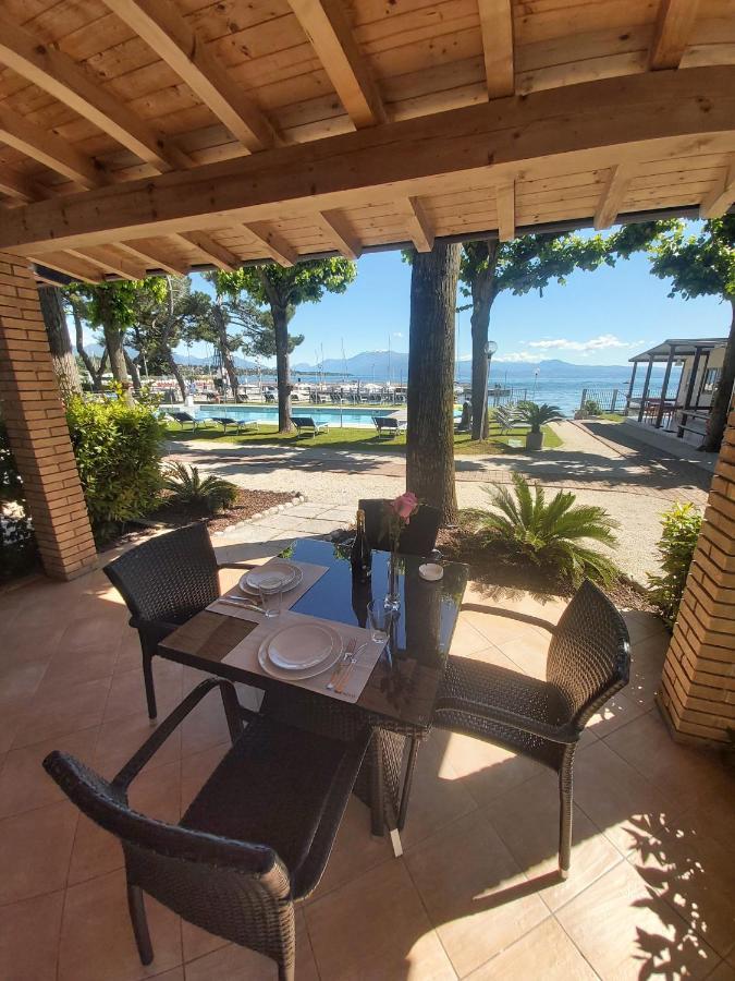 Villaggio Turistico Dei Tigli Padenghe sul Garda Εξωτερικό φωτογραφία