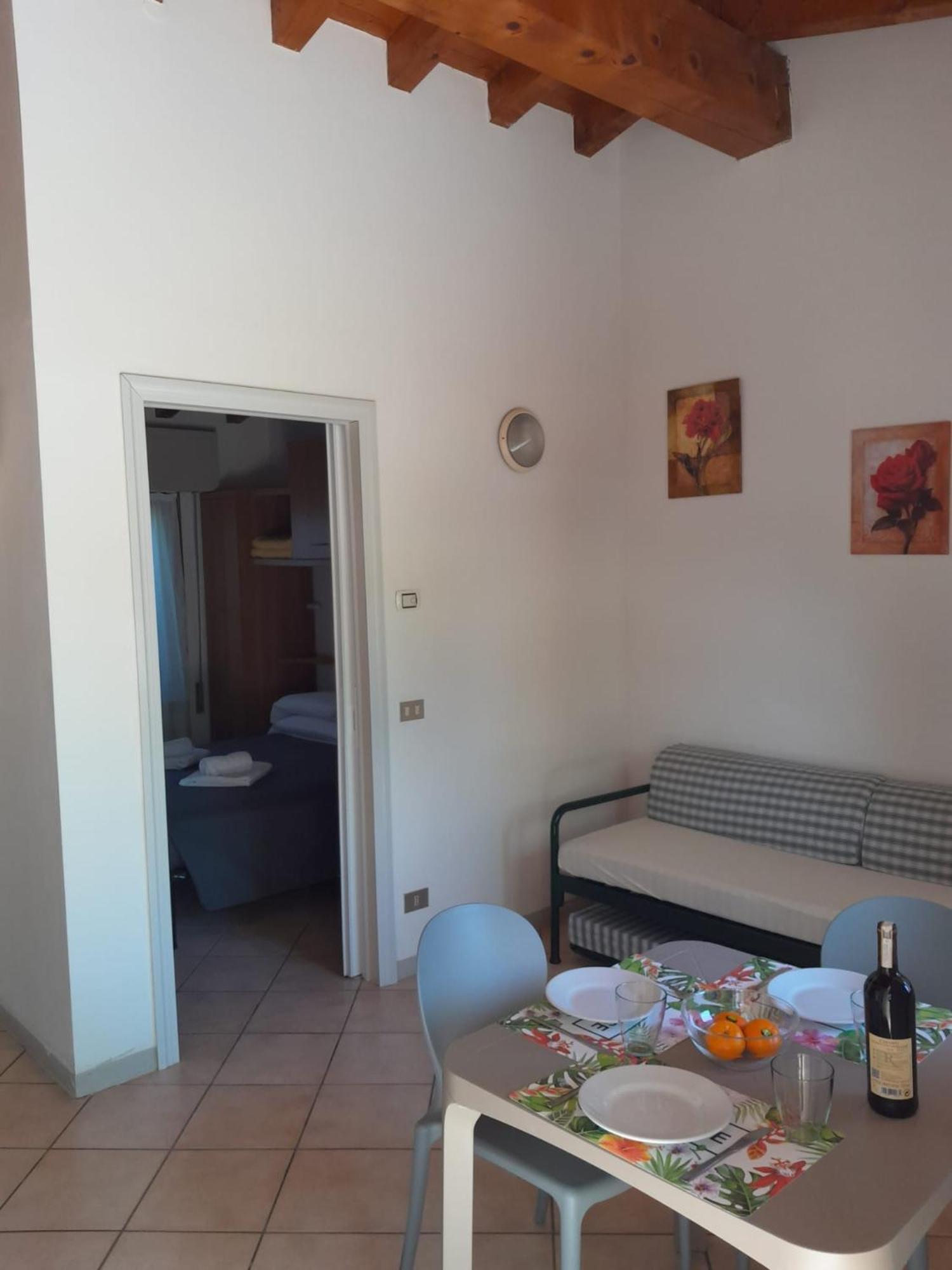 Villaggio Turistico Dei Tigli Padenghe sul Garda Δωμάτιο φωτογραφία