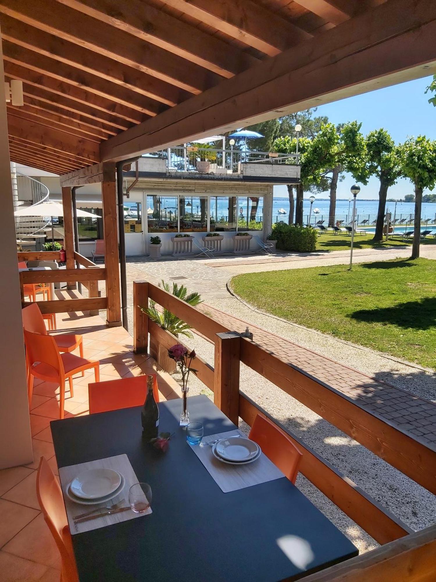 Villaggio Turistico Dei Tigli Padenghe sul Garda Δωμάτιο φωτογραφία
