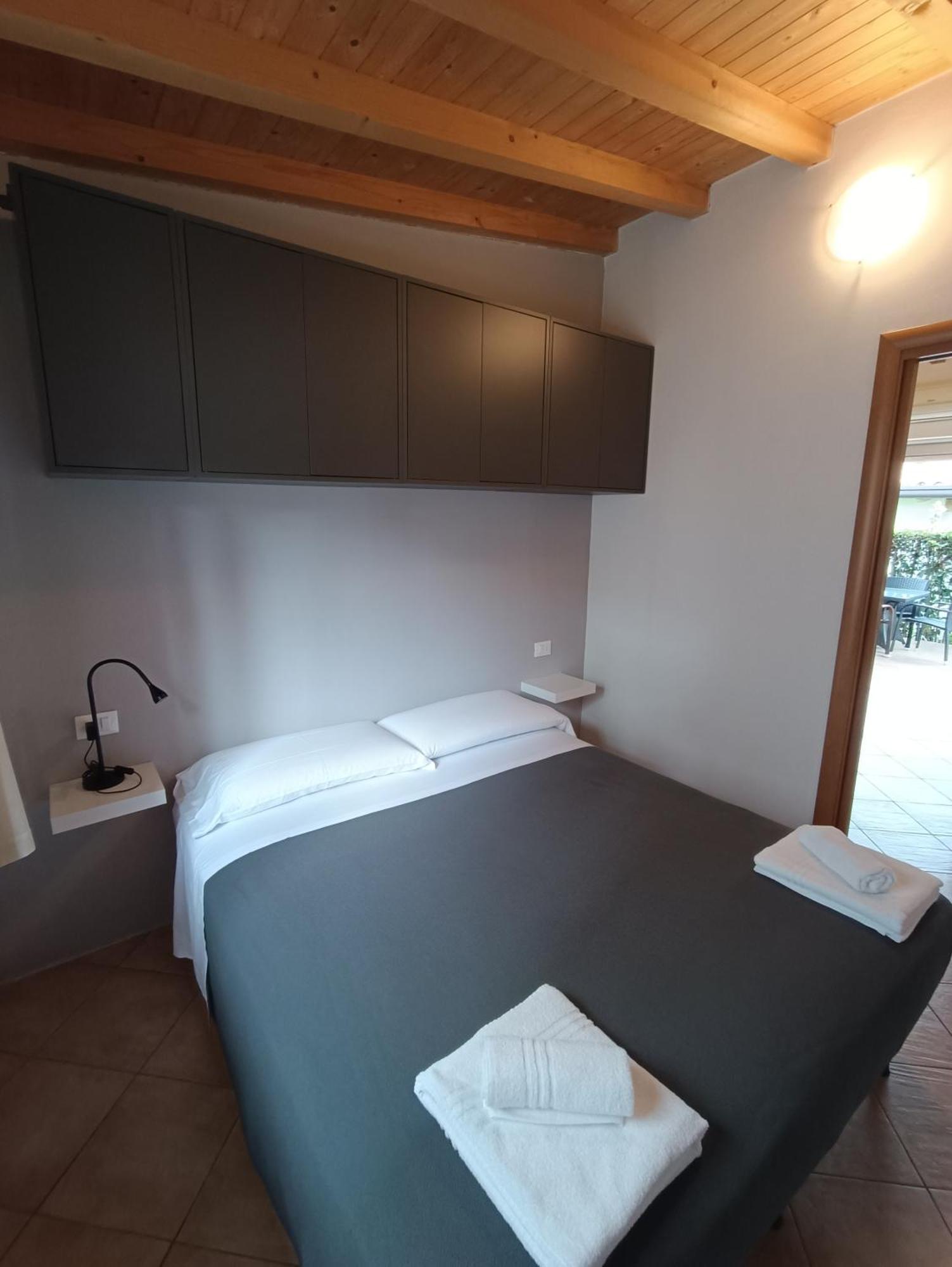 Villaggio Turistico Dei Tigli Padenghe sul Garda Δωμάτιο φωτογραφία