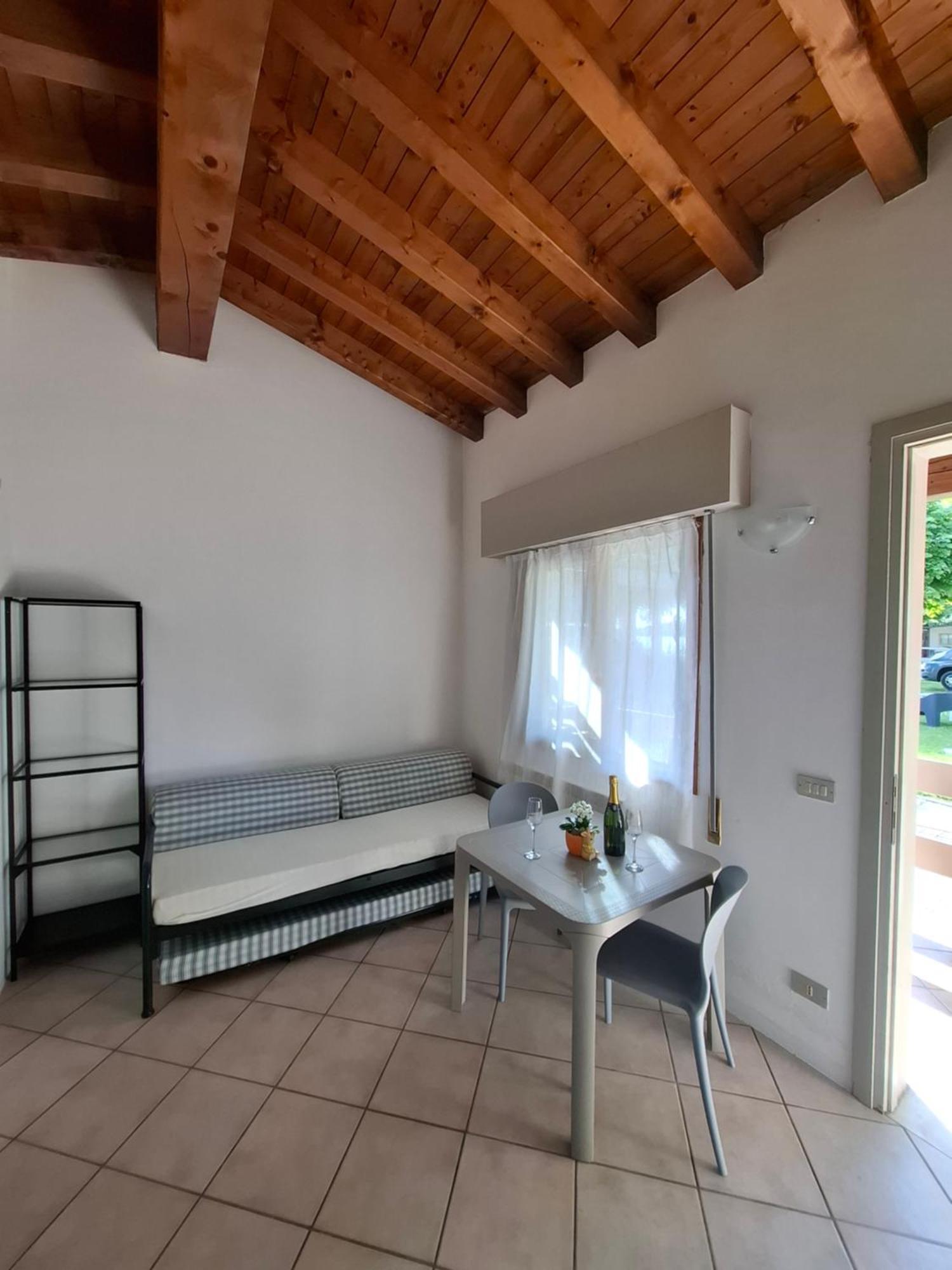 Villaggio Turistico Dei Tigli Padenghe sul Garda Δωμάτιο φωτογραφία